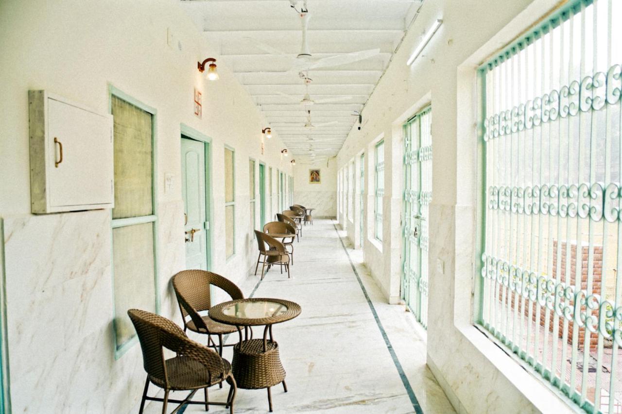 Shree Krishna Bhakti Ashram Hotel Vrindavan Exterior photo