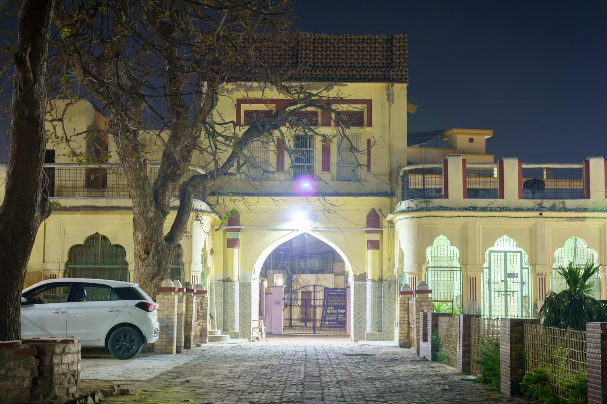Shree Krishna Bhakti Ashram Hotel Vrindavan Exterior photo